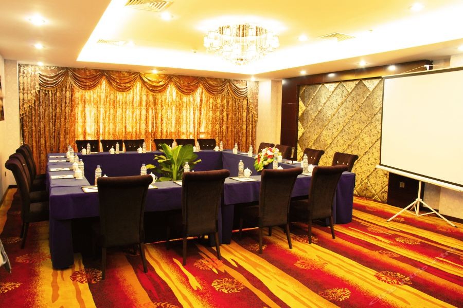 Success Hotel 25/37