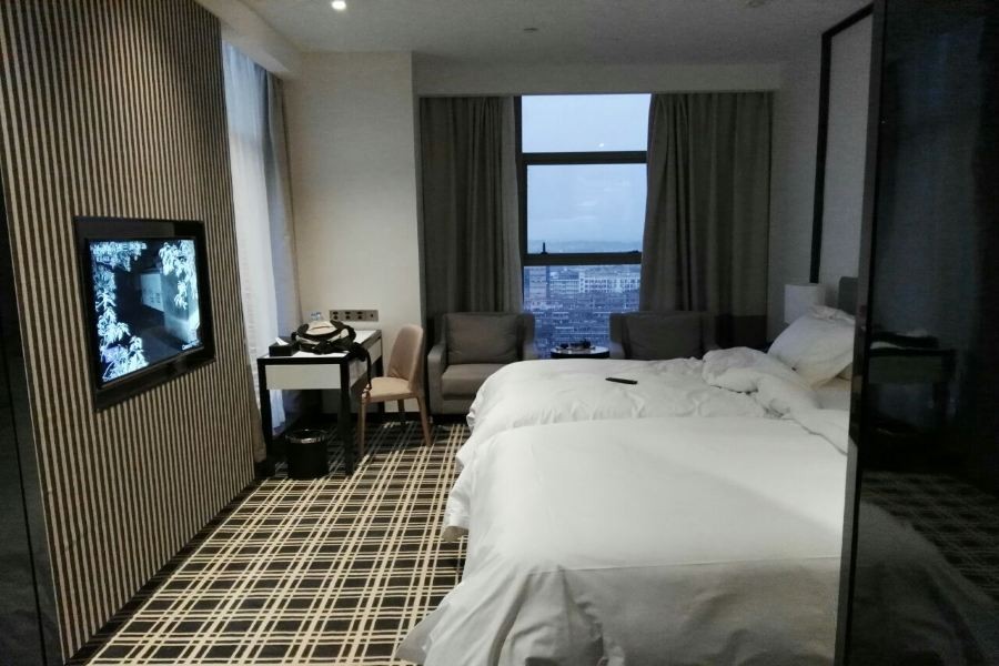 Hotel Conrab (Ganzhou Wanxiang) 34/58