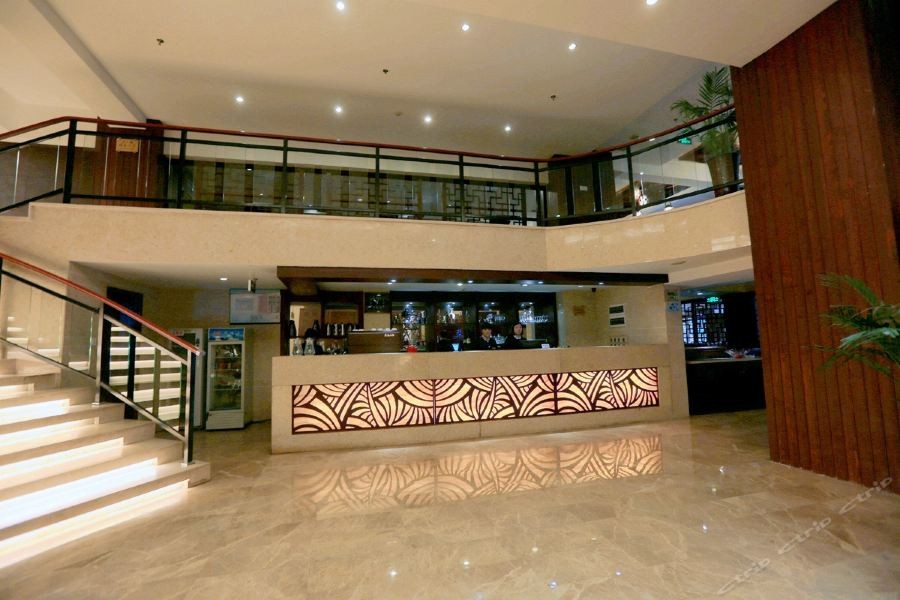 Hu Shang Hotel 15/43