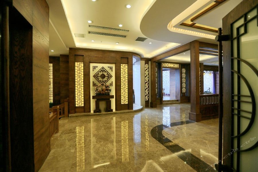 Hu Shang Hotel 18/43