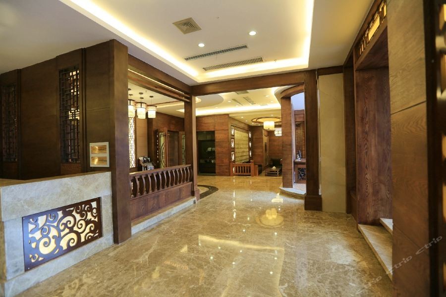 Hu Shang Hotel 25/43