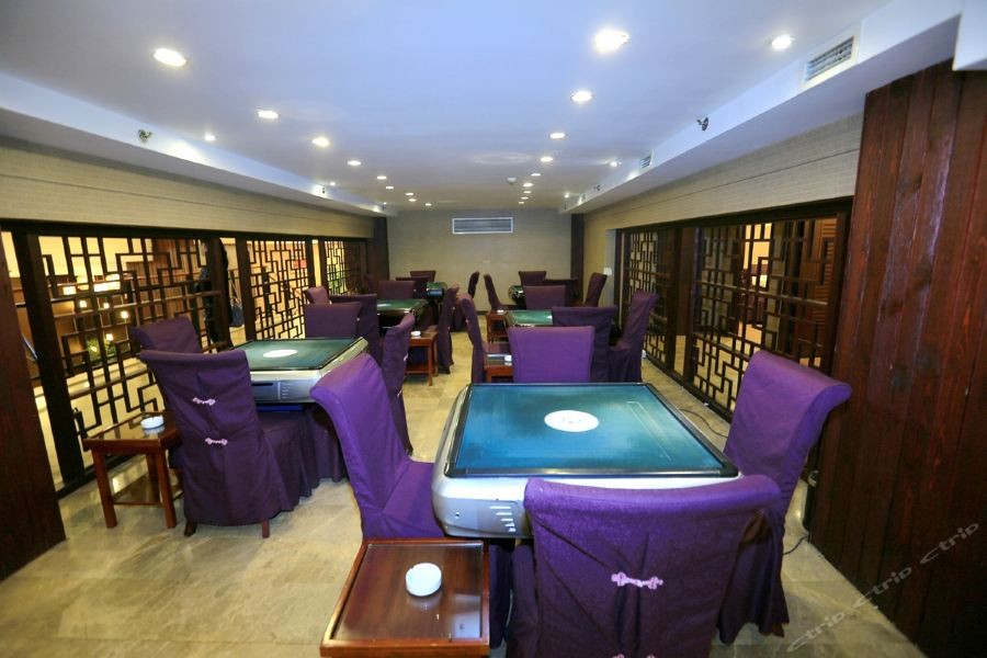 Hu Shang Hotel 12/43