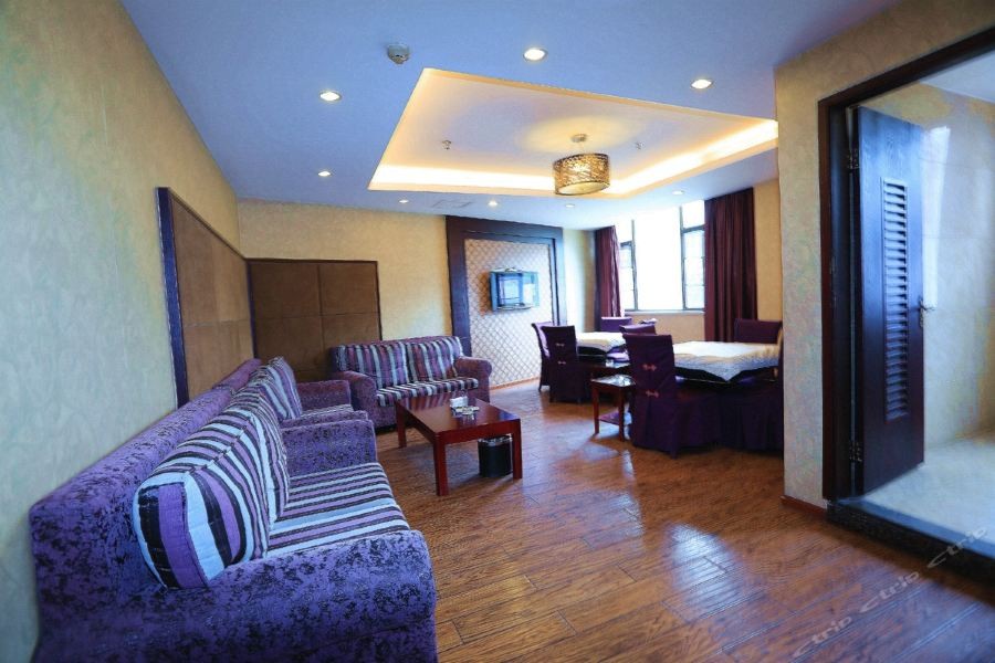 Hu Shang Hotel 10/43