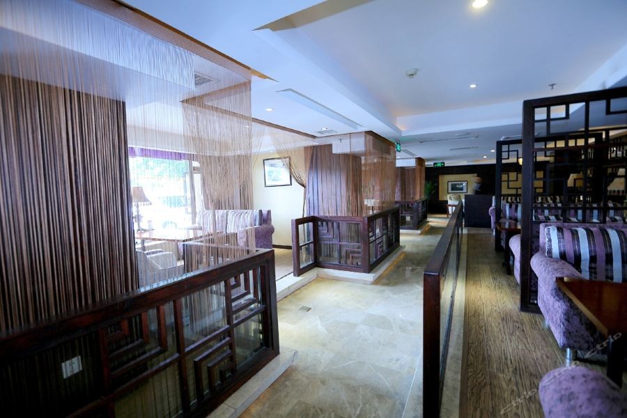 Hu Shang Hotel 13/43