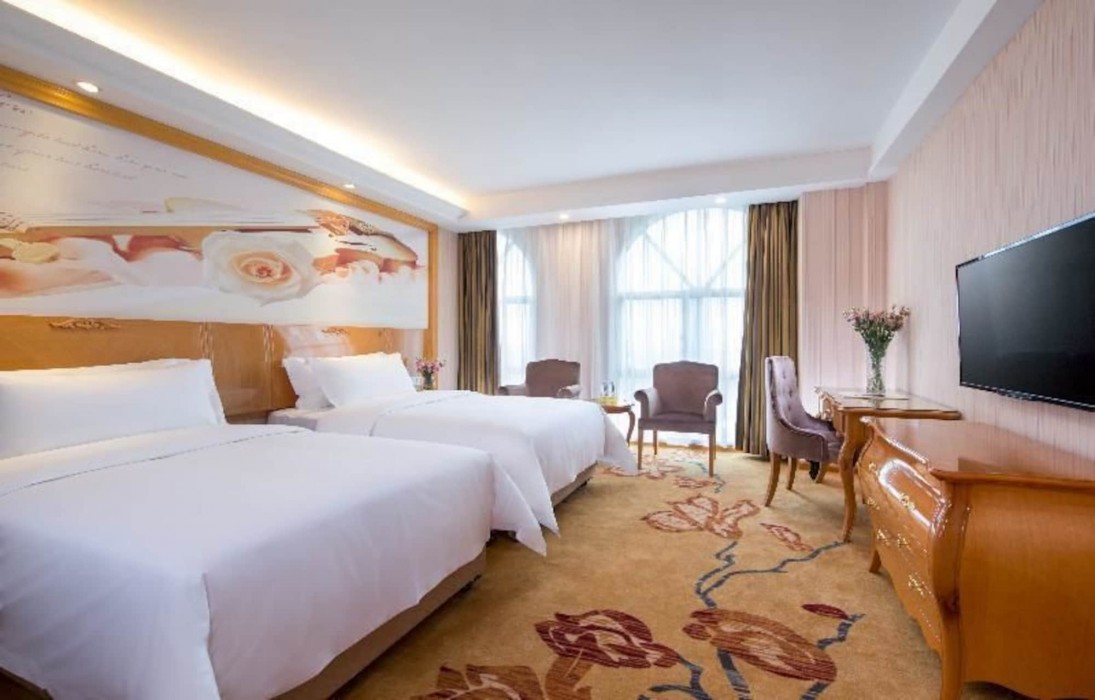 Viennainternational Hotel Luogang Wanda Plaza photo3