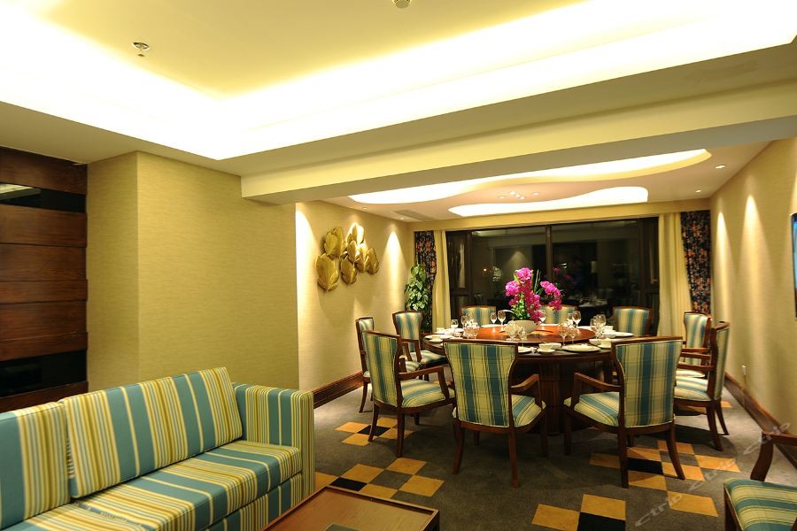 Ruixi International Hotel 13/19