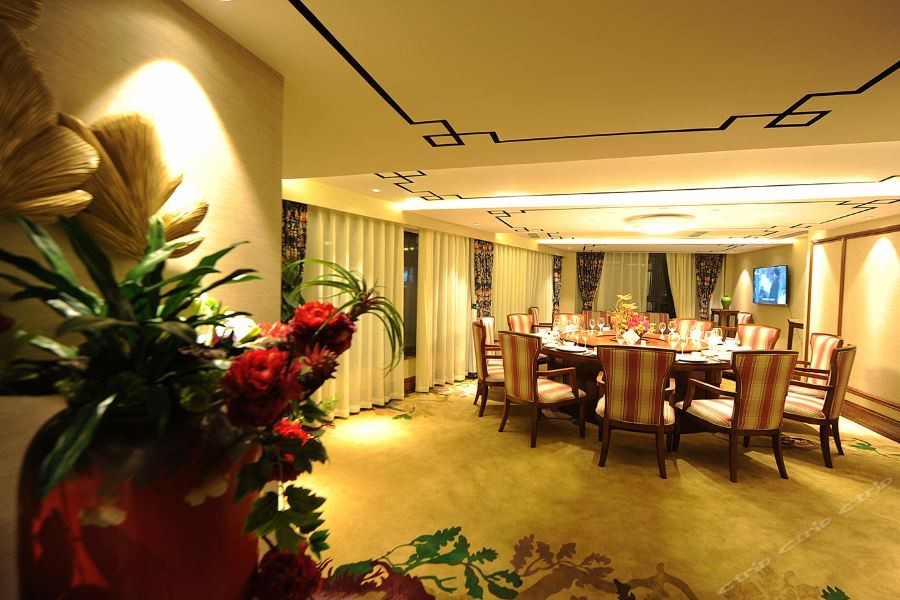 Ruixi International Hotel 3/19