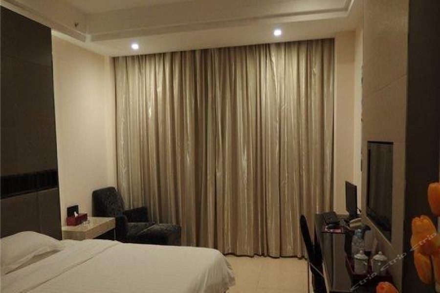 Boutique Holiday Hotel (Beihai Rt-Mart High-Speed Railway Station) 22/30