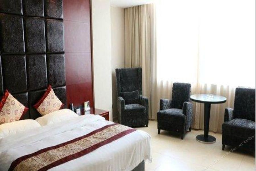 Boutique Holiday Hotel (Beihai Rt-Mart High-Speed Railway Station) 23/30