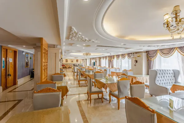 Vienna International Hotel (Lijiang Yuxue Avenue) 29/35
