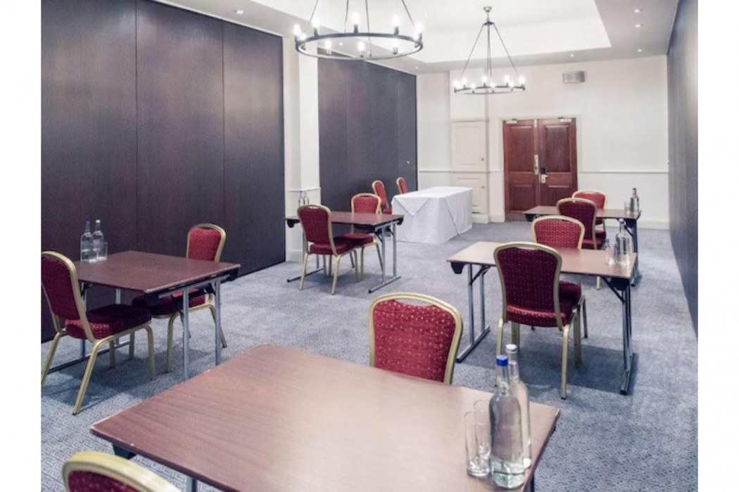 Bristol Grand Hotel By Sunday 29/43