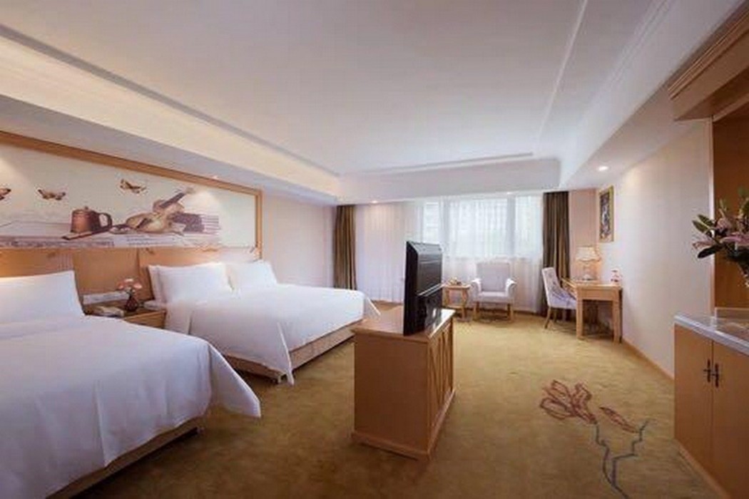 Vienna Hotel Shanghai International Tourist Resort Xiuyan Road Metro Station Bra photo2