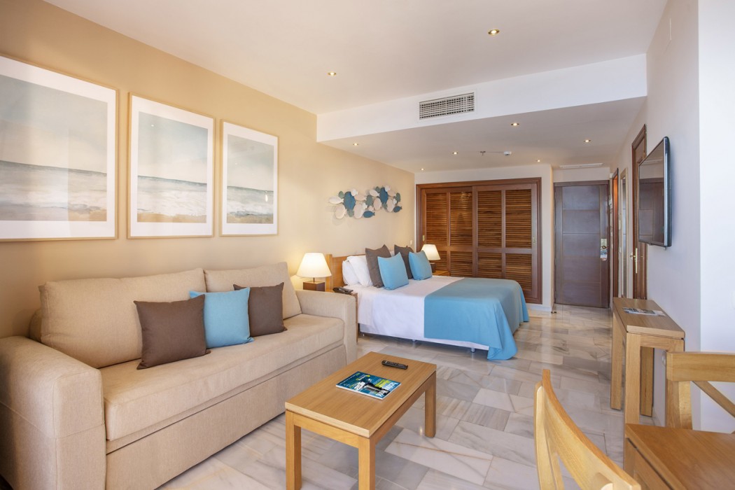 Sunset Beach Club Aparthotel 13/50