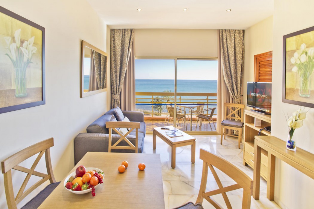 Sunset Beach Club Aparthotel 8/50