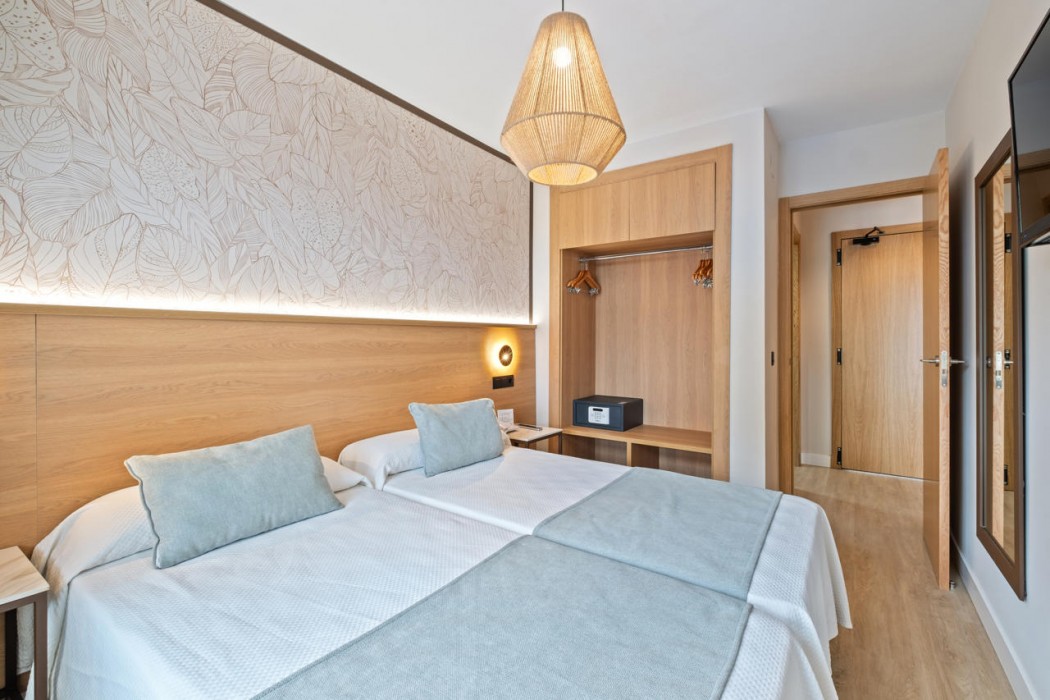 Hotel Puente Real 16/62