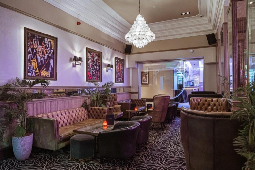The County Hotel & Aparthotel 47/68