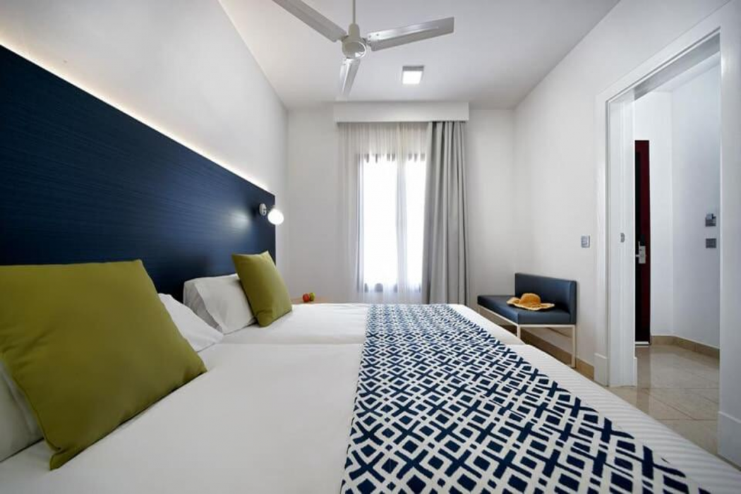 Broncemar Beach Suites Hotel 11/51