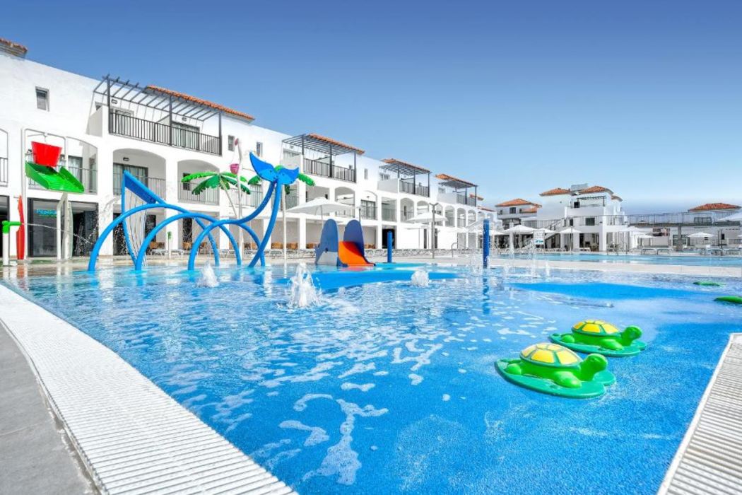 Broncemar Beach Suites Hotel 26/51