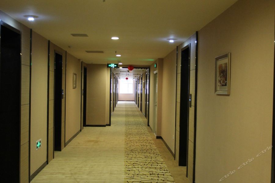 Lavande Hotel (Lanzhou Zhengning Road) 16/30