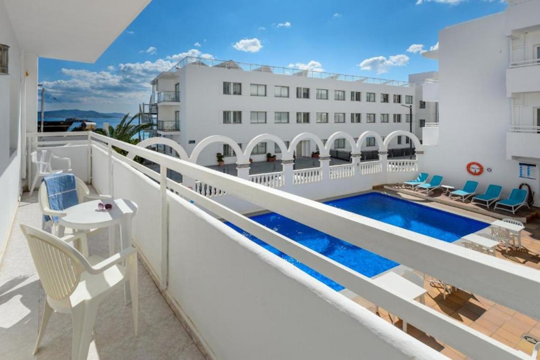 Vibra Lux Mar Aparthotel in IBIZA