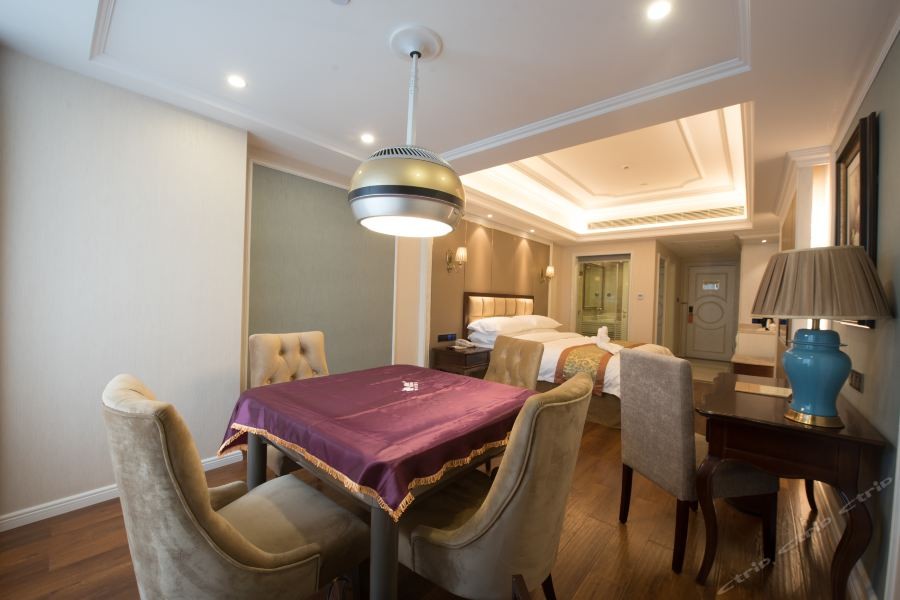 Vienna International Hotel (Chengdu West Railway Station Qingyang Wanda) 23/47