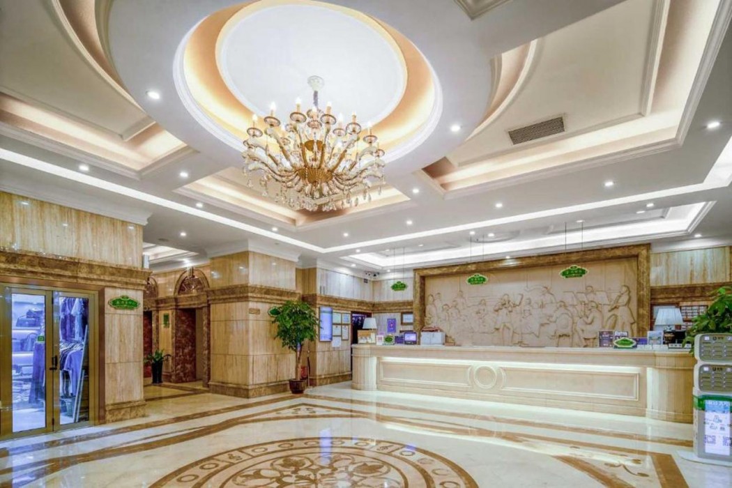 Vienna Hotel (Dongguan Houjie Convention and Exhibition Center) 11/75