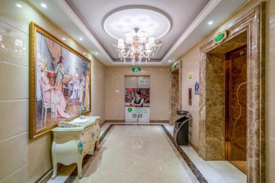Vienna Hotel (Dongguan Houjie Convention and Exhibition Center) 10/75