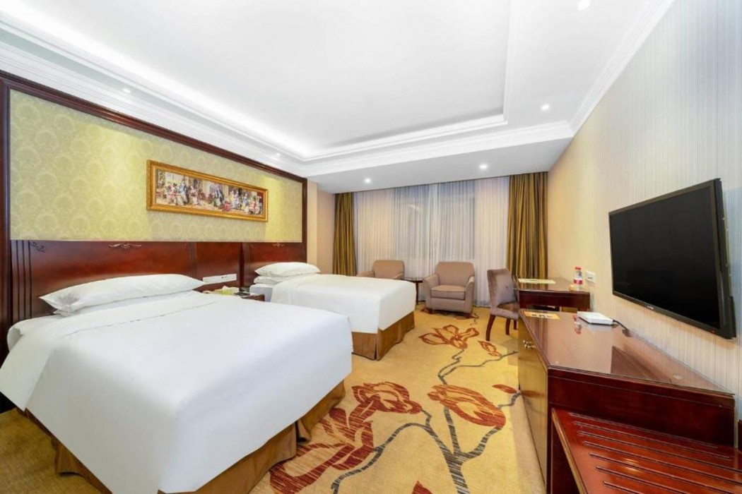 Vienna Hotel (Dongguan Houjie Convention and Exhibition Center) 6/75