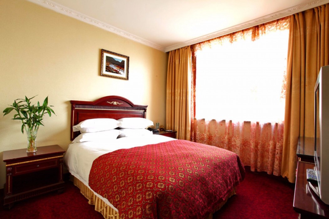 Tumaris Hotel 5/10
