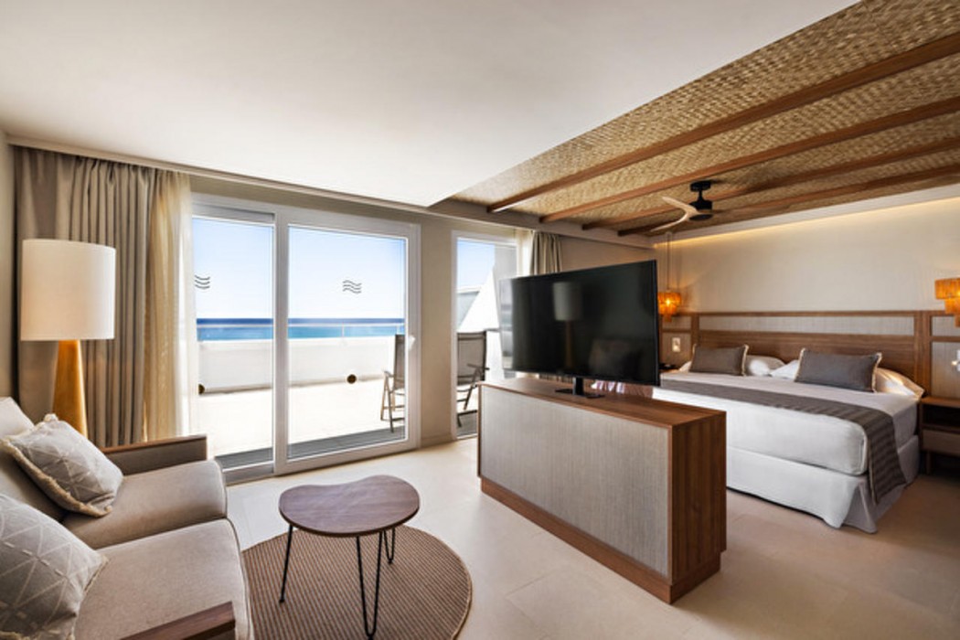 Hotel Riu Palace La Mola 24/78