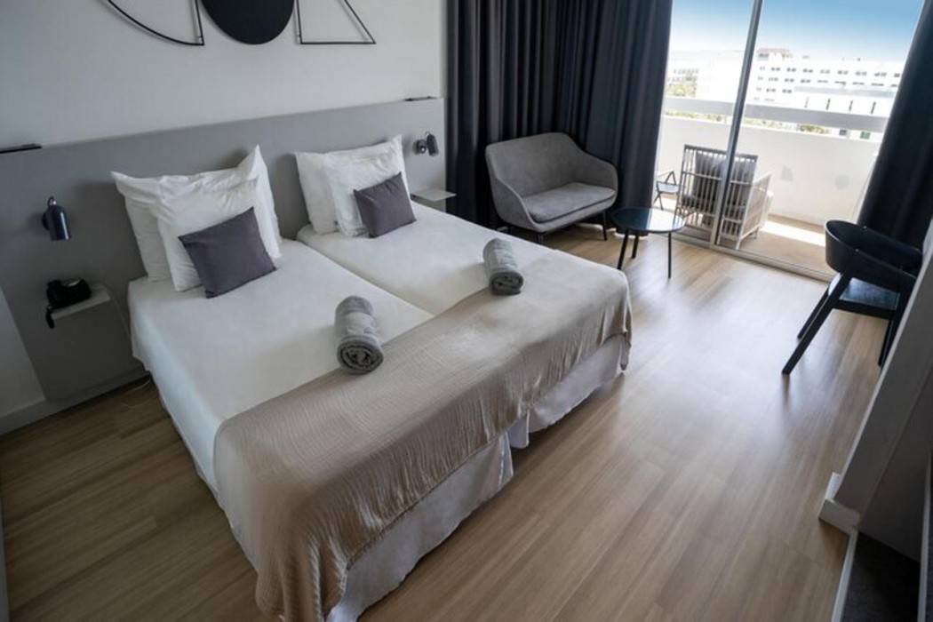 Coral Suites & Spa - Adults Only 13/64