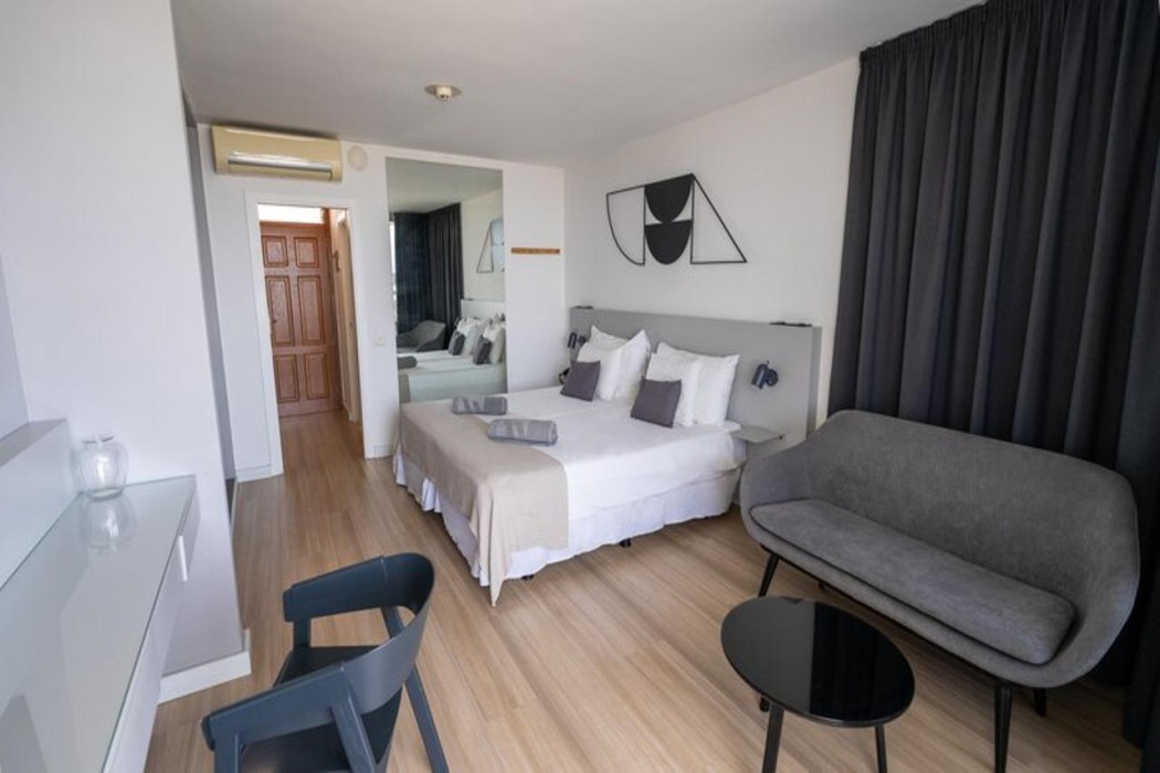Coral Suites & Spa - Adults Only 11/64