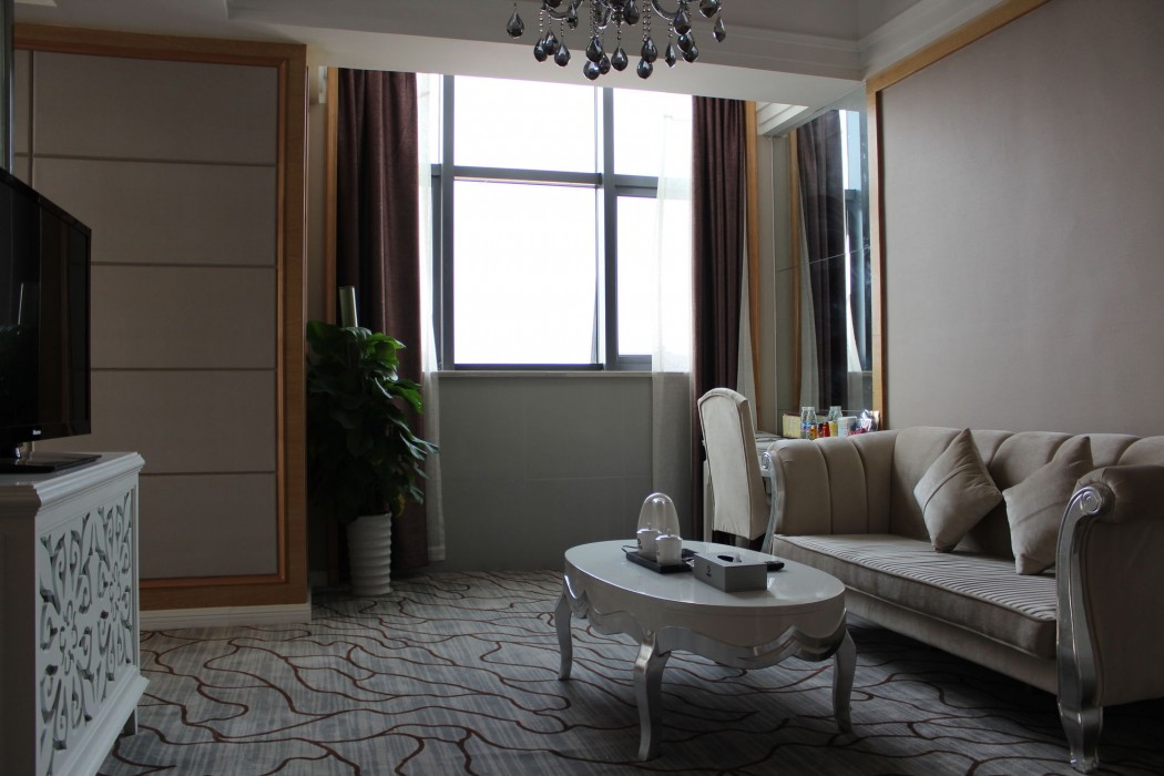 Junfu Hotel 9/24