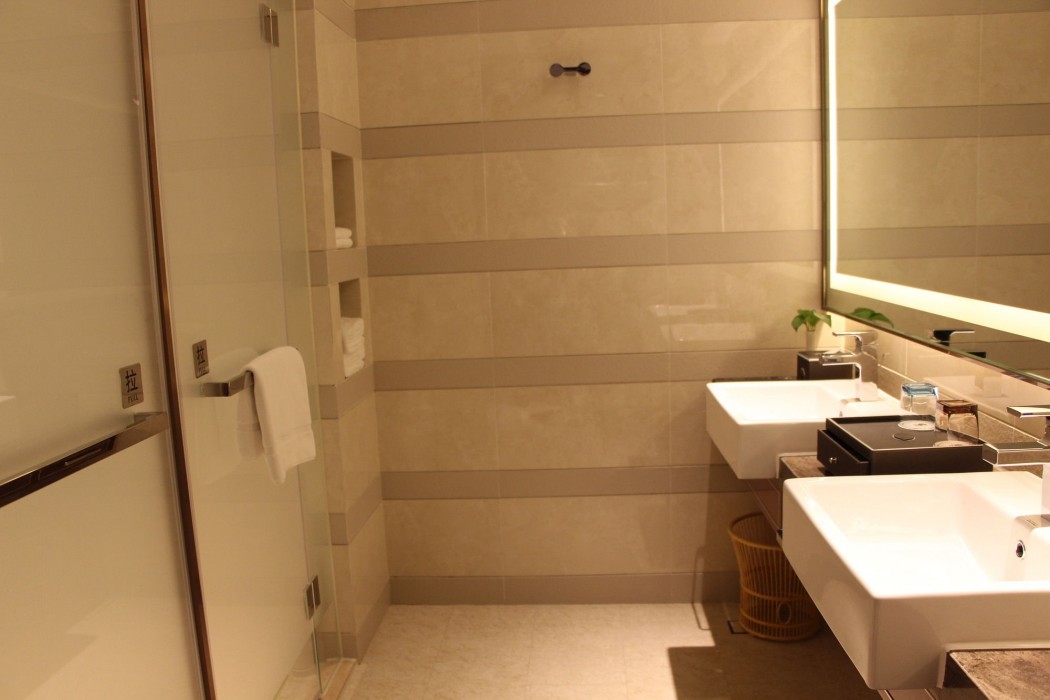 Golden Eagle Summit Hotel Yancheng 35/98