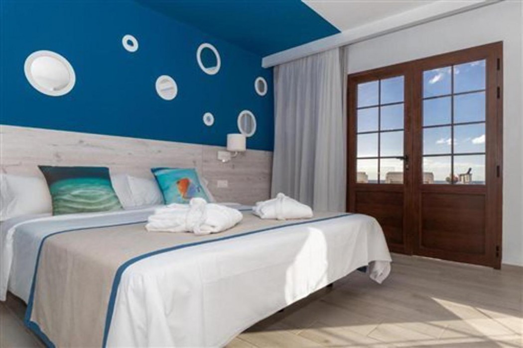R2 Bahia Kontiki Beach Aparthotel 16/60