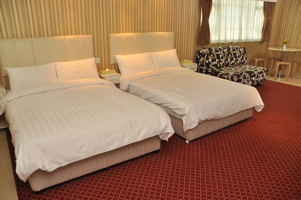 B&B Cheung Chau 15/81