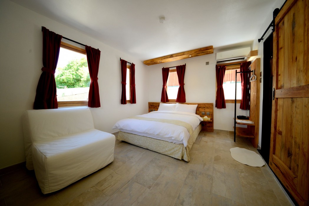 B&B Cheung Chau 41/81