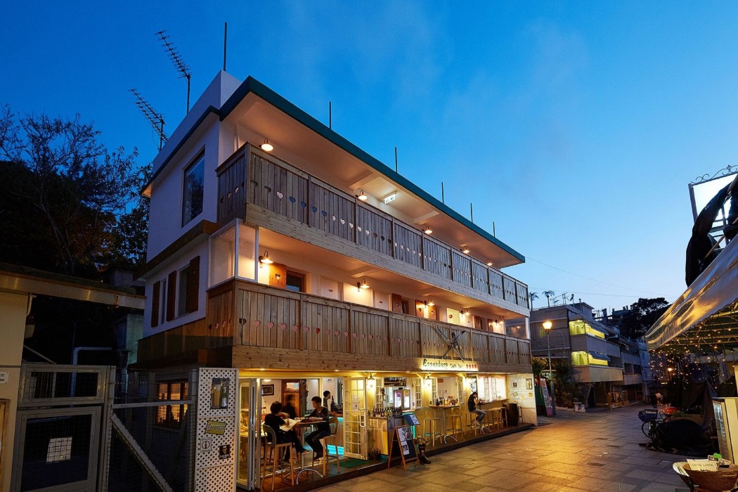 B&B Cheung Chau 51/81