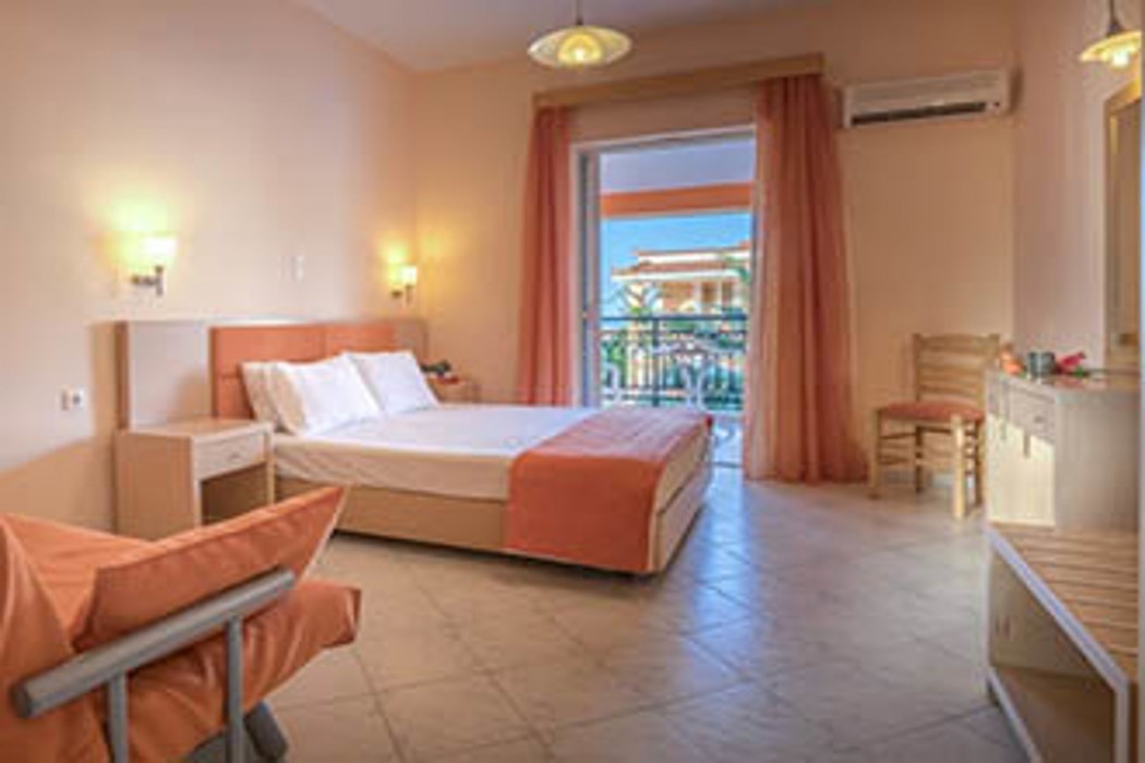 Dream Hotel 17/71