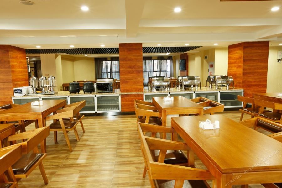 Caifu Holiday Hotel 14/37