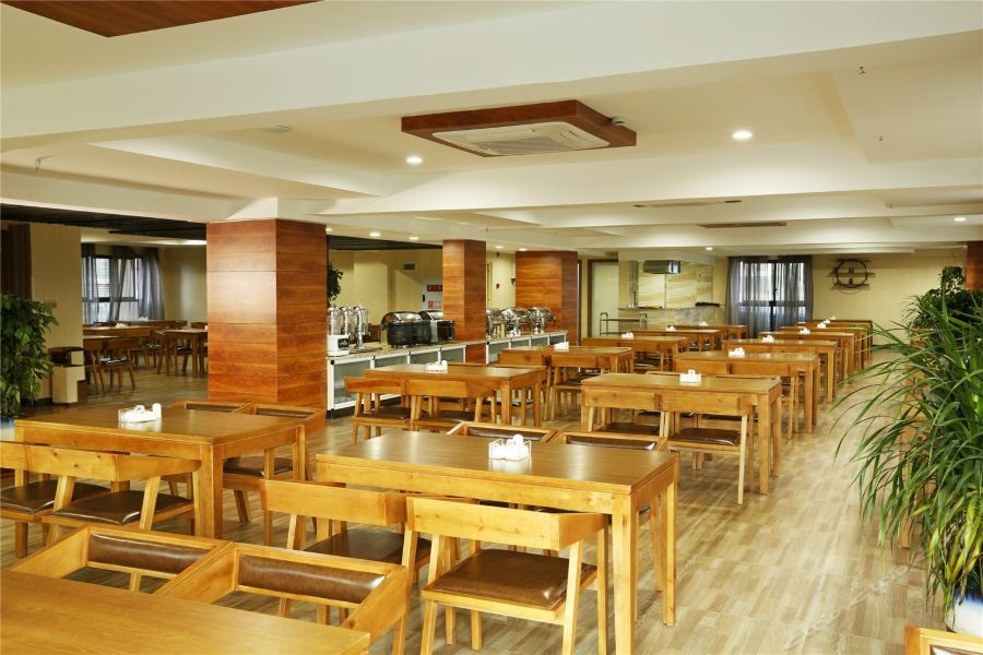 Caifu Holiday Hotel 15/37