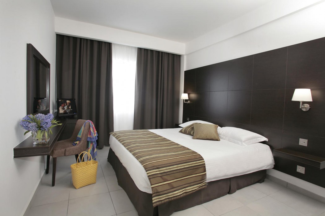 Anemi Hotel & Suites 10/64