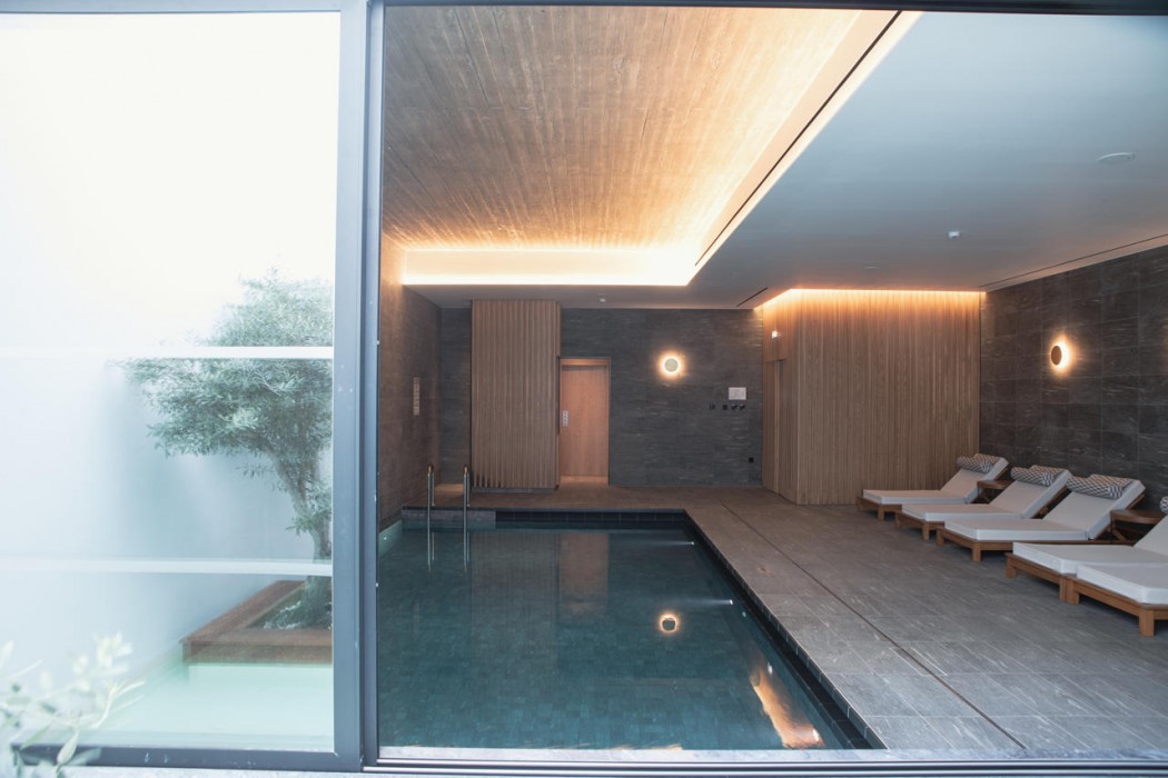 Anemi Hotel & Suites 33/64