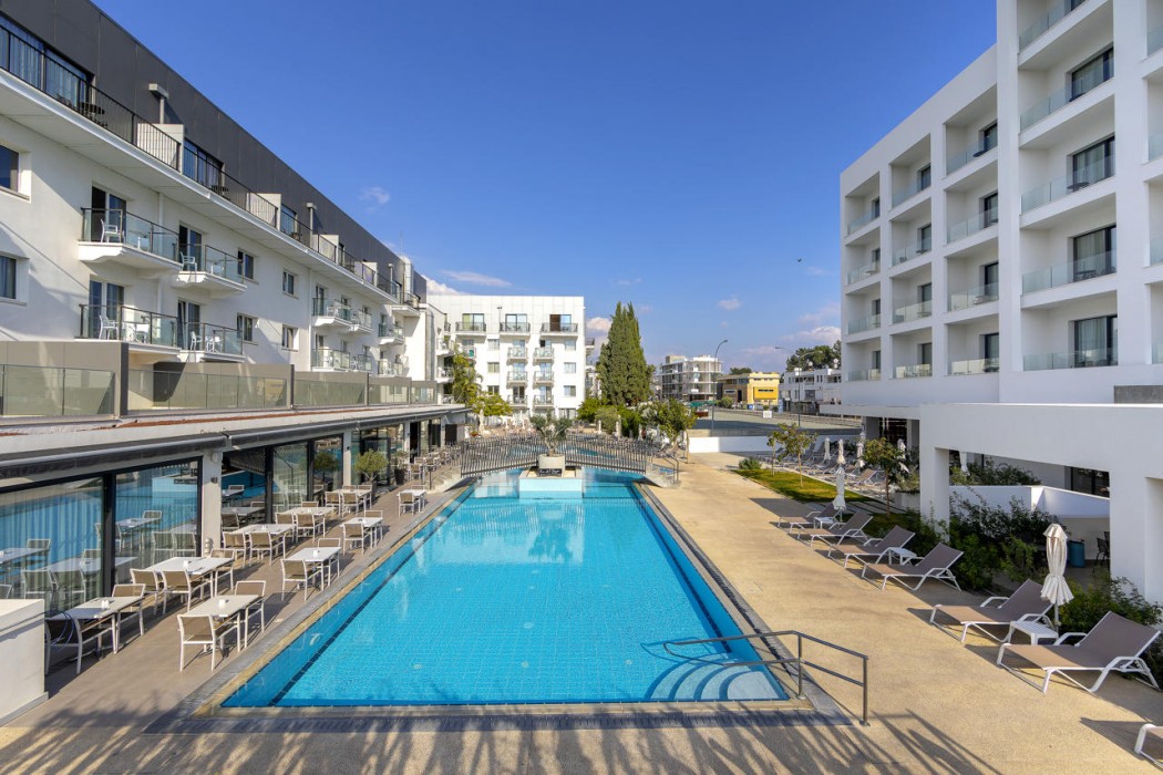 Anemi Hotel & Suites 47/64