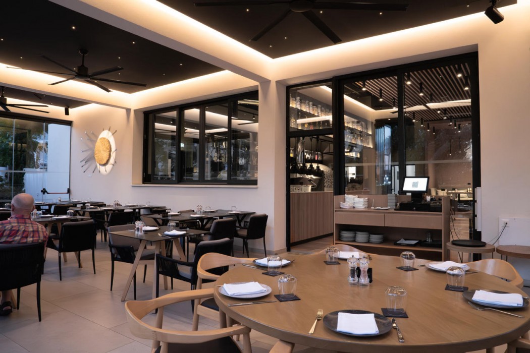 Anemi Hotel & Suites 38/64