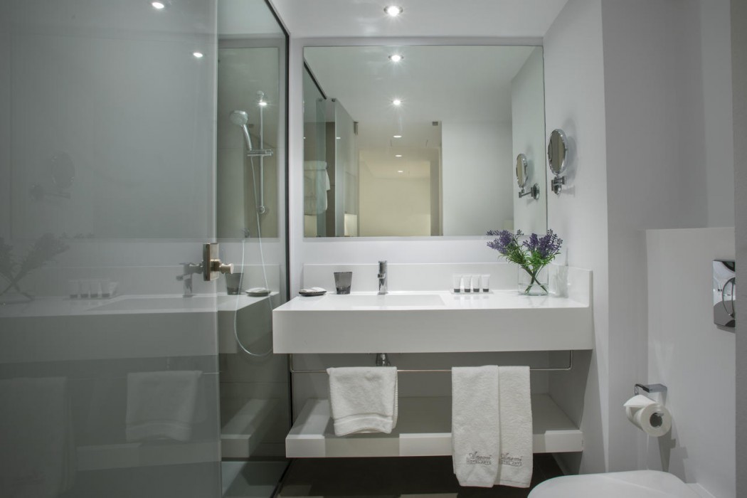 Anemi Hotel & Suites 61/64