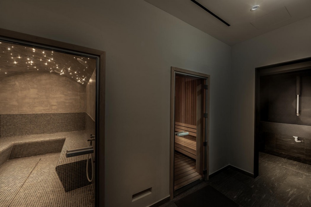 Anemi Hotel & Suites 52/64