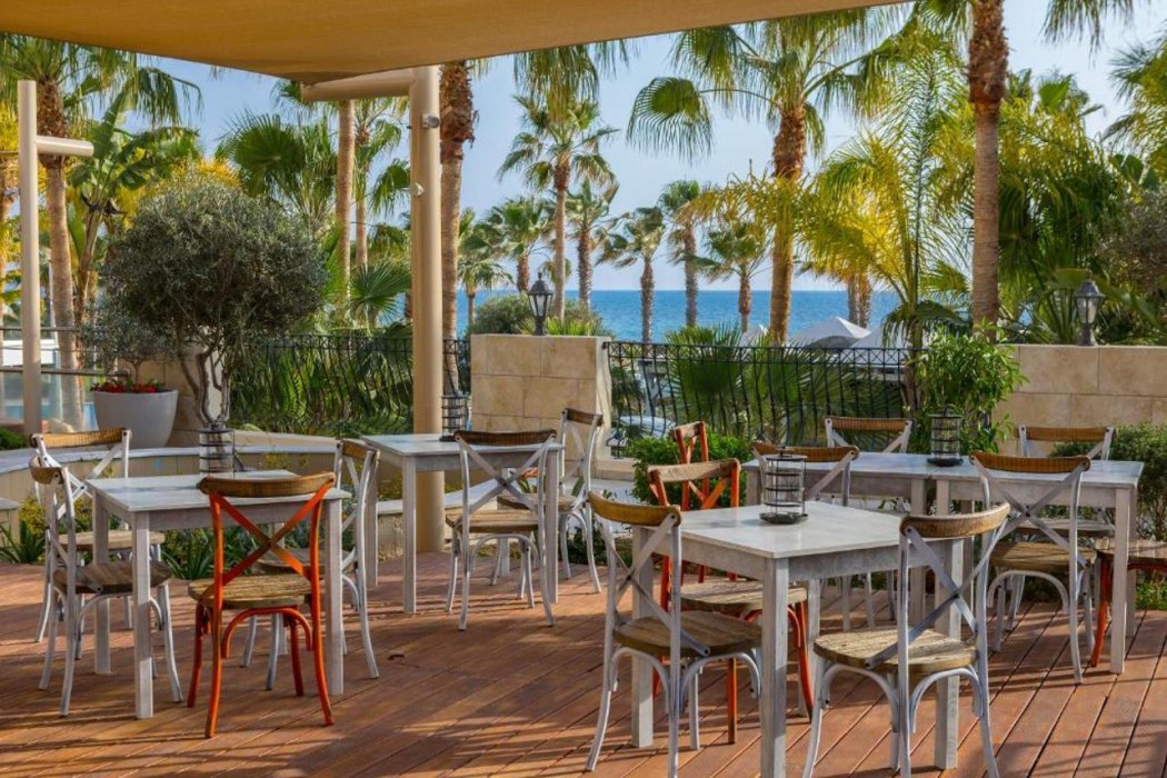 Aquamare Beach Hotel & Spa 25/61