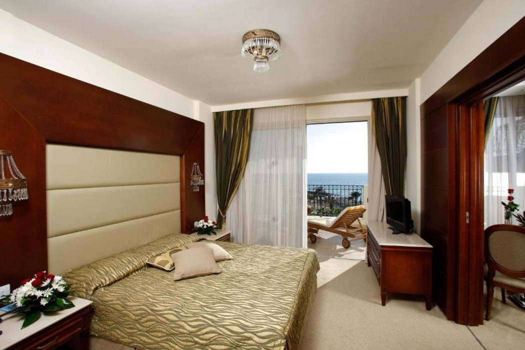 Room at Aquamare Beach Hotel & Spa, GEROSKIPOU