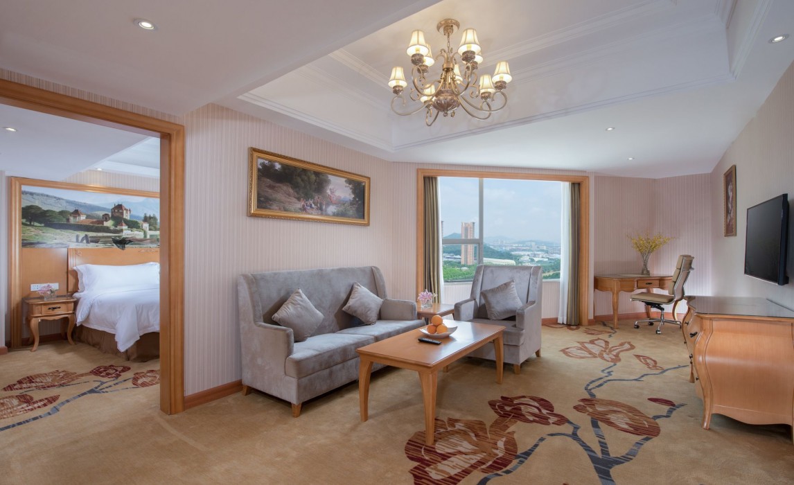 Vienna International Hotel Huangpu Develpoment Zone Branch 36/71